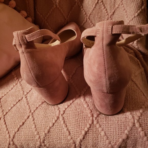 27 Edit : Naturalizer Maris Cameo, Pink Suede Ankle Strap Dress Shoes - Picture 3 of 7